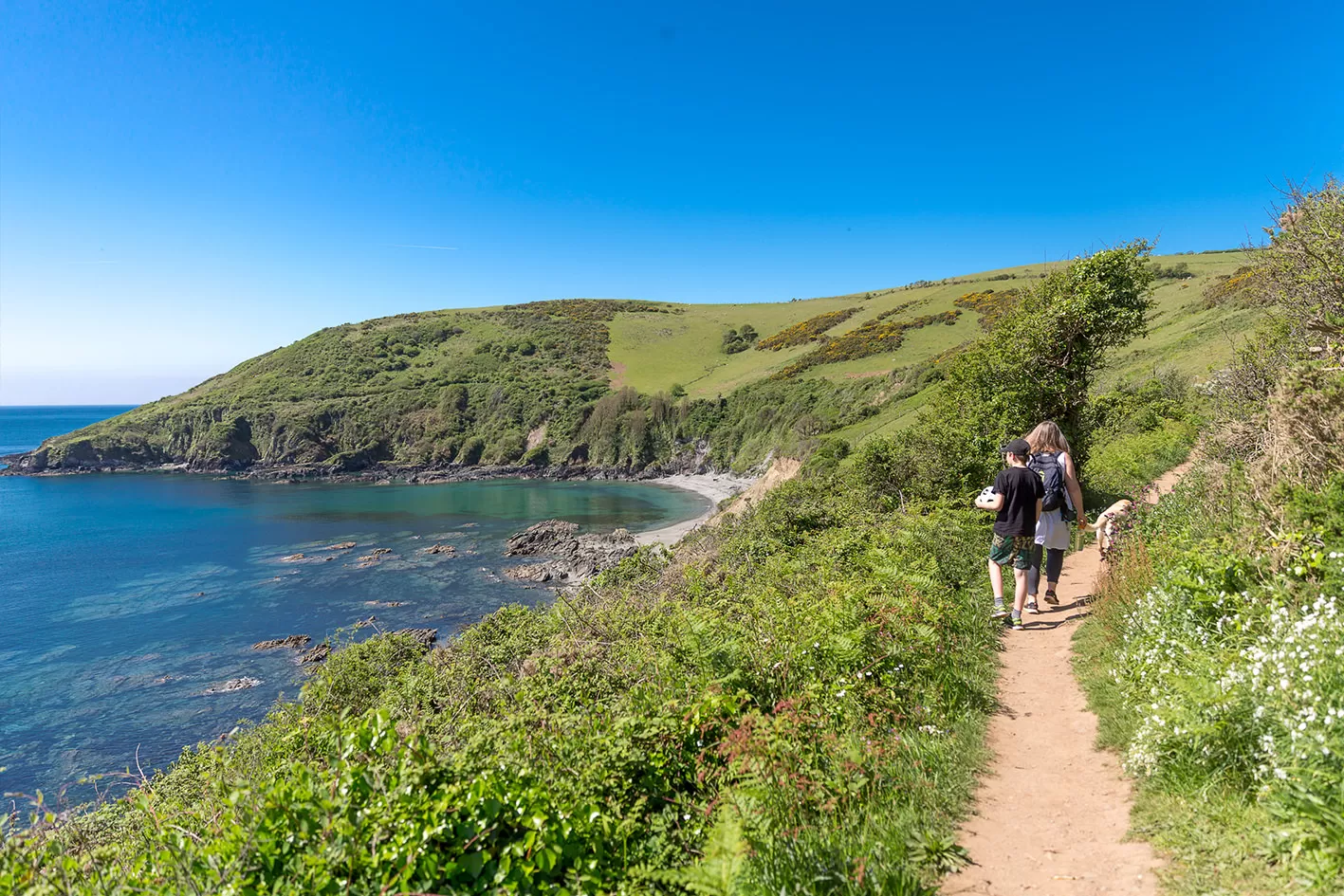 The Looe to Polperro Coast Path Walk: A Complete Guide